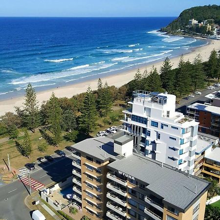 Wyuna Beachfront Holiday Apartments Gold Coast Exterior foto
