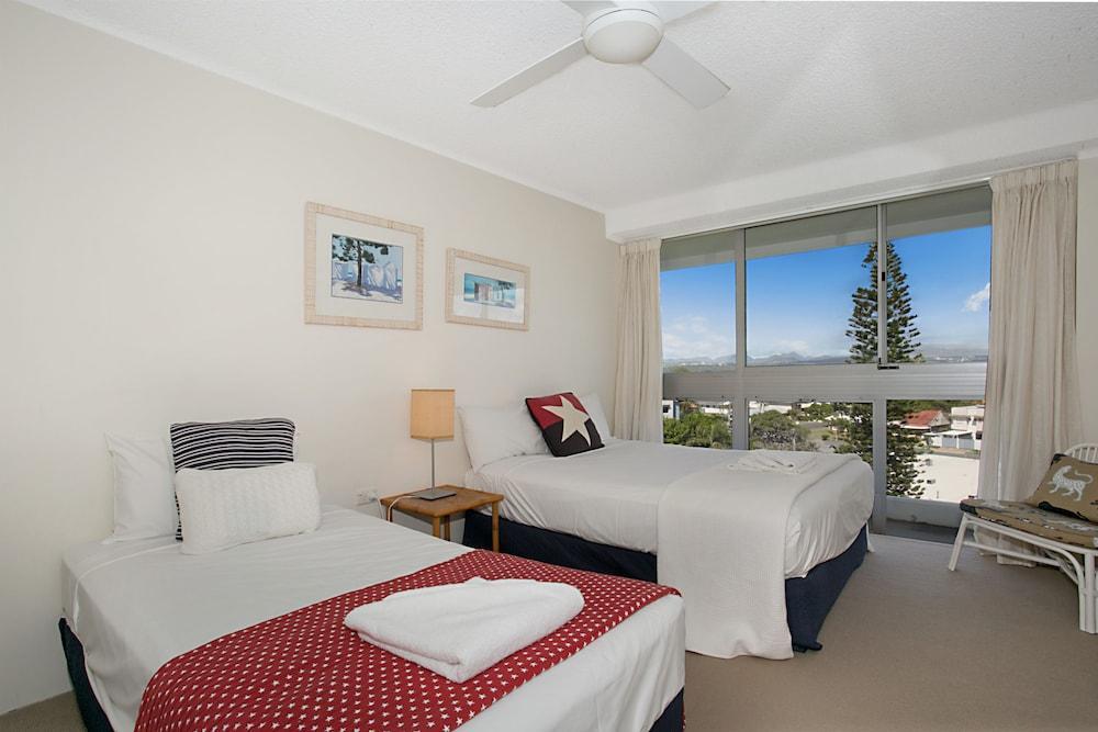 Wyuna Beachfront Holiday Apartments Gold Coast Exterior foto