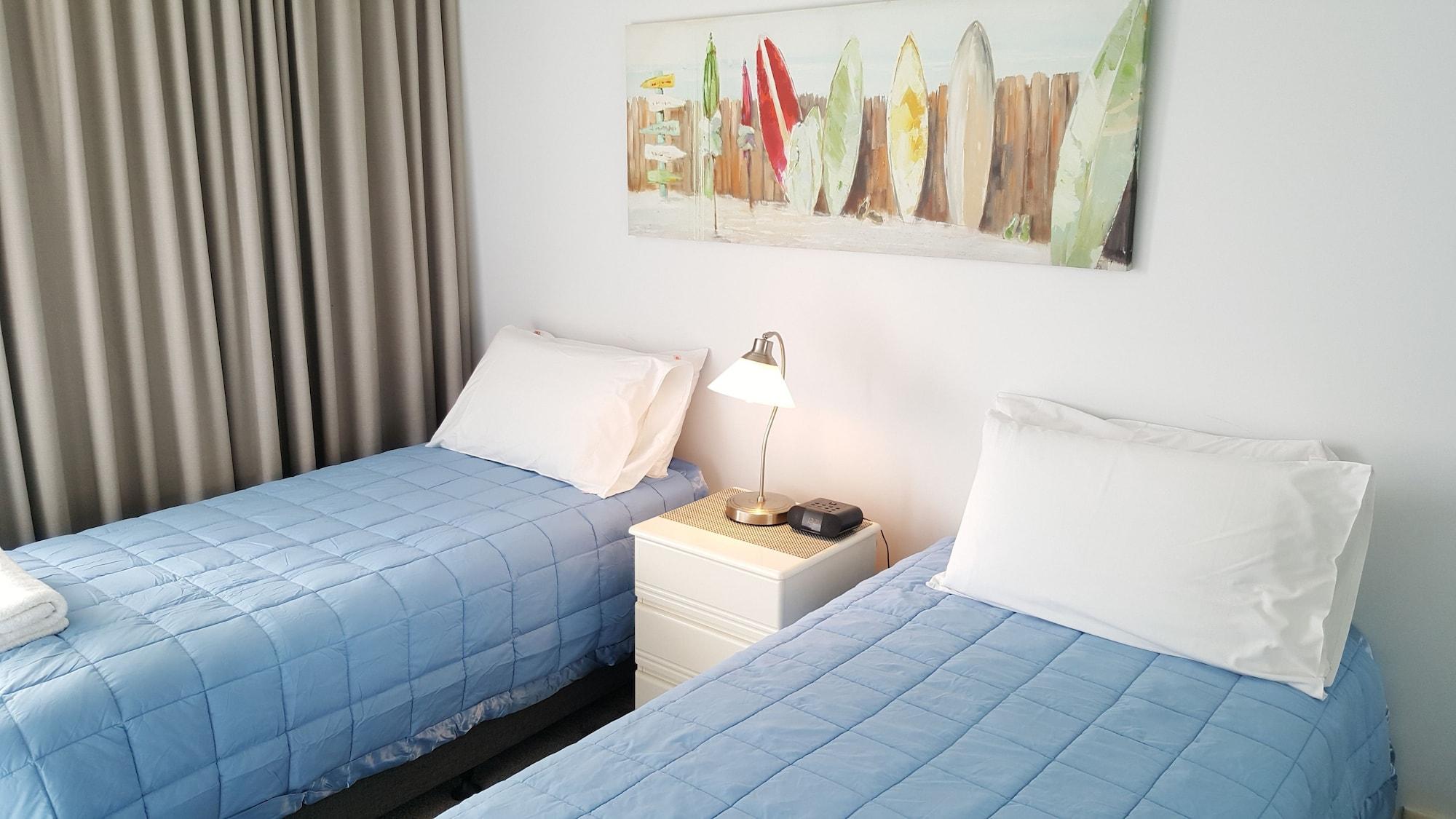 Wyuna Beachfront Holiday Apartments Gold Coast Exterior foto