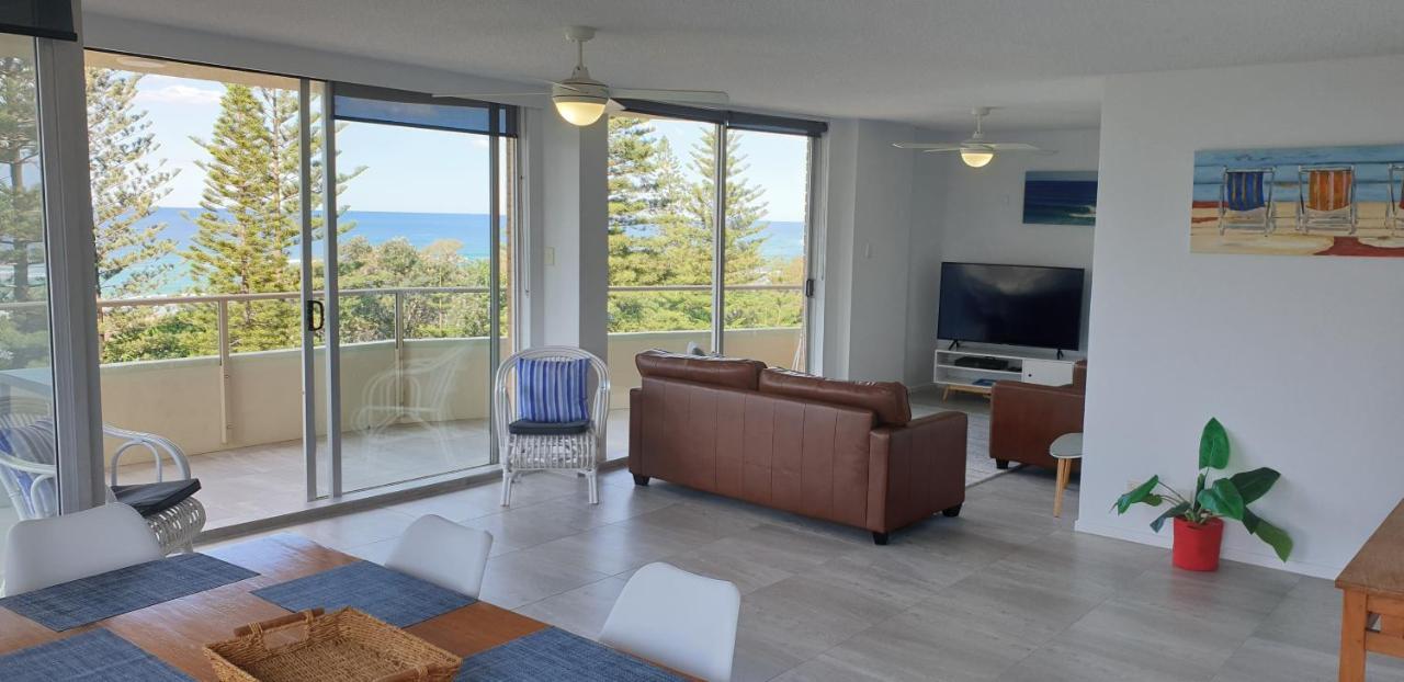 Wyuna Beachfront Holiday Apartments Gold Coast Exterior foto