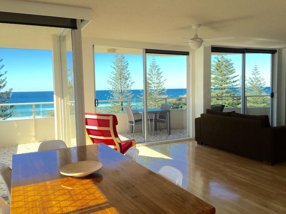 Wyuna Beachfront Holiday Apartments Gold Coast Exterior foto
