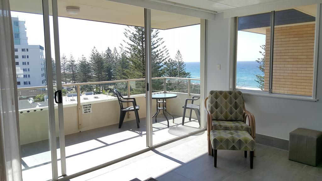 Wyuna Beachfront Holiday Apartments Gold Coast Quarto foto